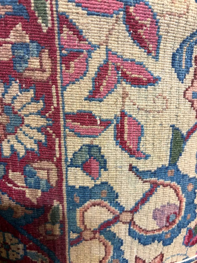 A Persian wool carpet, 20th century, - 4