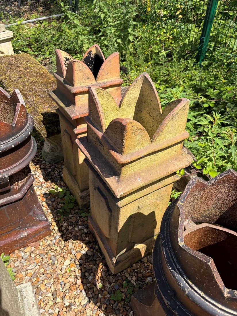 A pair of large salt glazed chimney pots, 19th century, - 2