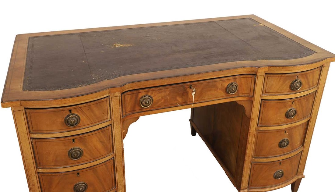 A mahogany pedestal desk, circa 1890, - 2