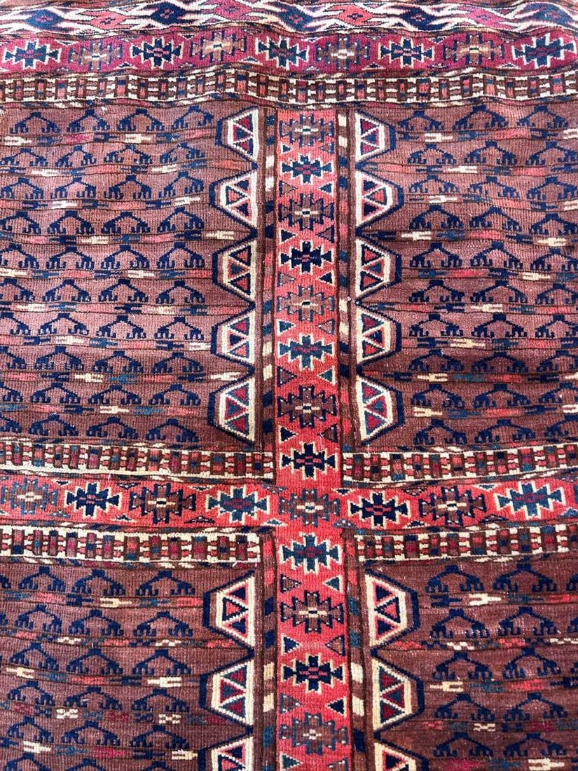 A Persian 'Hatchli' design door hanging, - 7