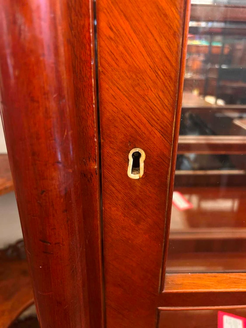 A Continental mahogany display cabinet, 19th century, - 7