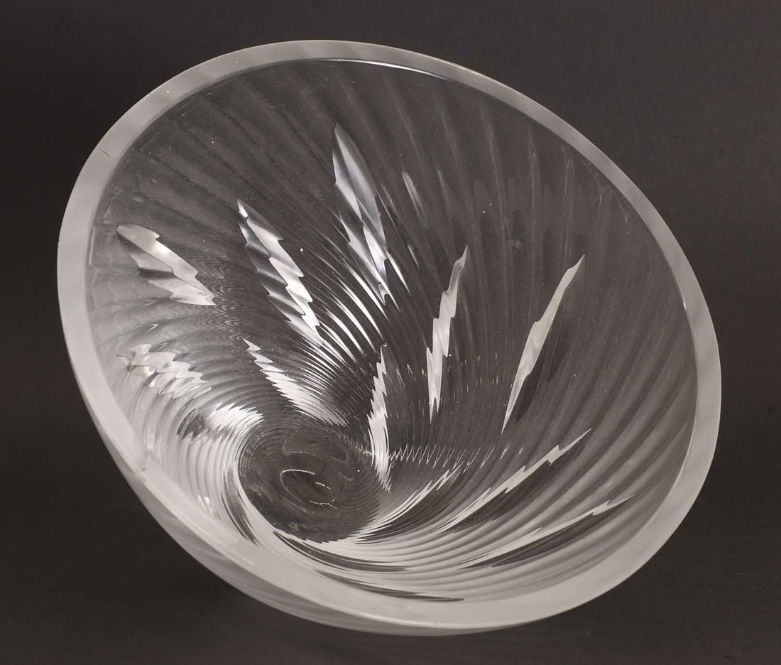 A Lalique 'Borea' bowl, of recent manufacture, French, - 2