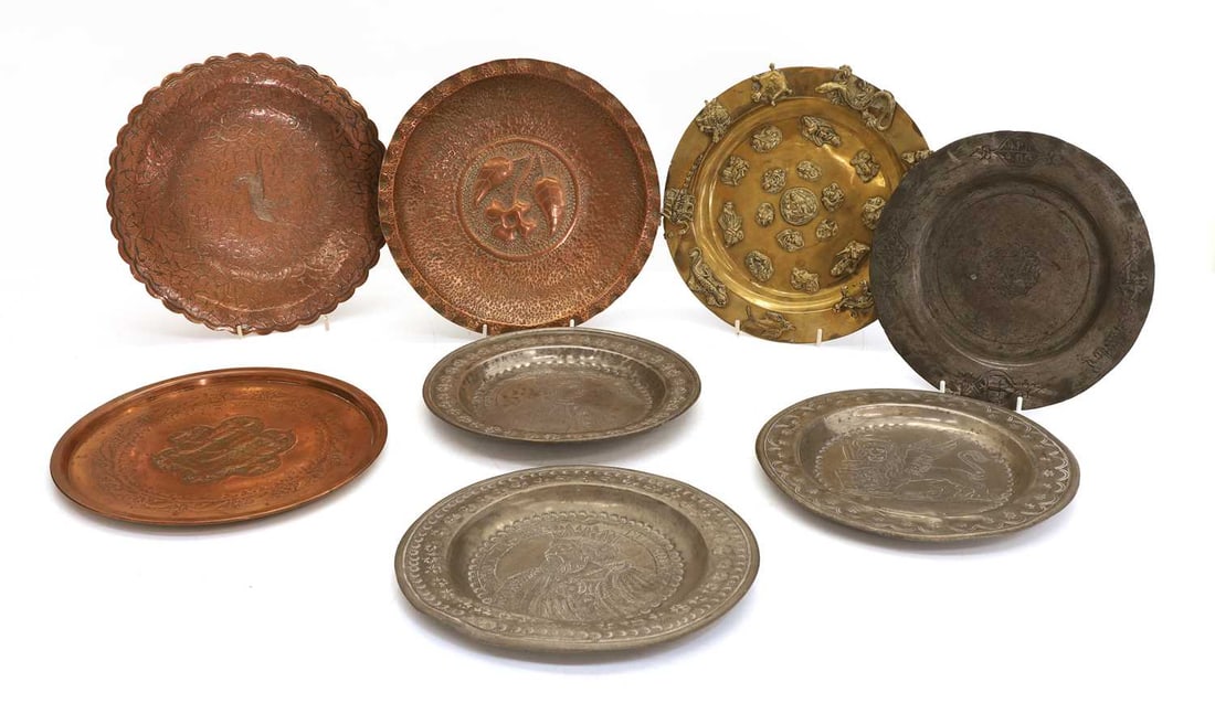 A collection of copper and metalware, circa 1900 and later, - 2