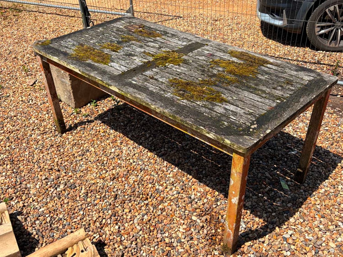 A teak garden furniture set, of modern manufacture, - 2