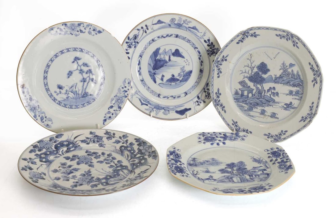 Fourteen blue and white plates and dishes, 18th century and later, - 2