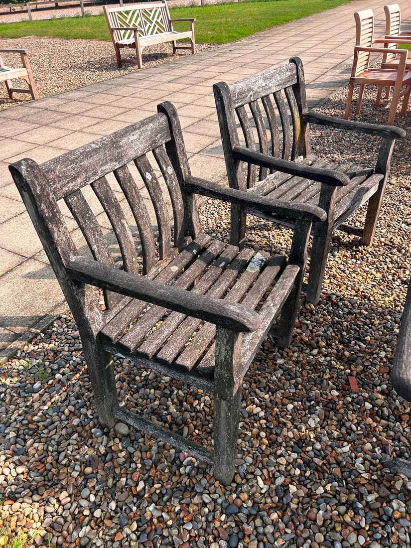 A teak garden dining suite, of modern manufacture, - 3