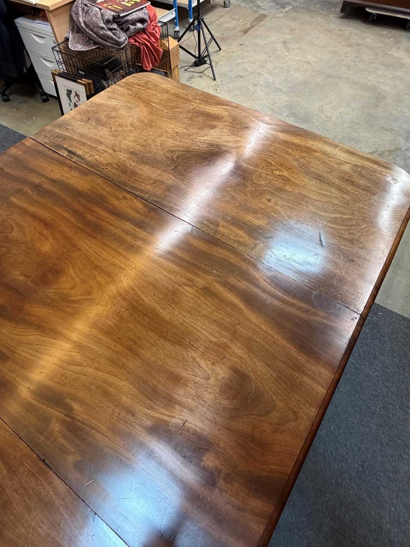 A William IV mahogany extending dining table, second quarter 19th century, - 3