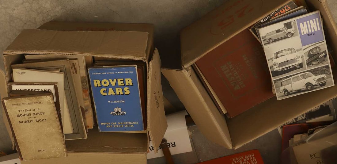 A collection of early motoring manuals and guides, 20th century, - 2