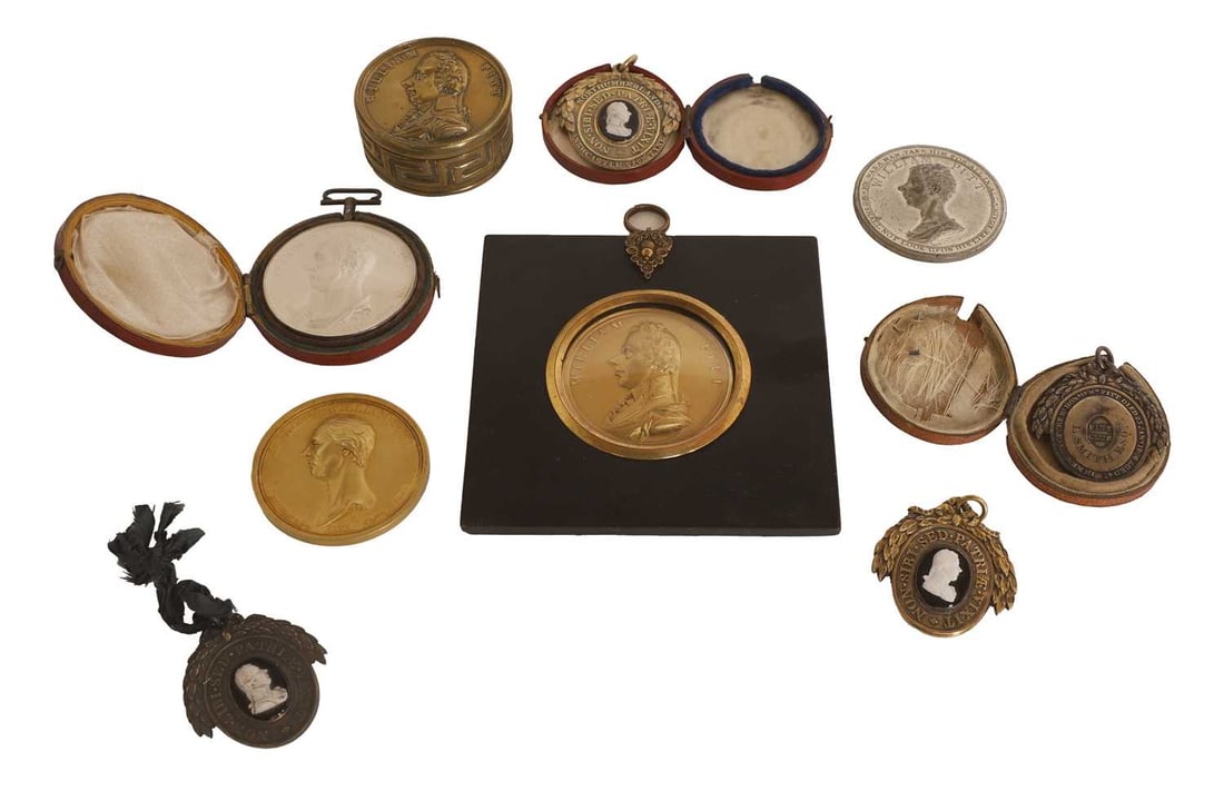 Five silver and gilt metal Pitt Club badges, 19th century and later, - 3