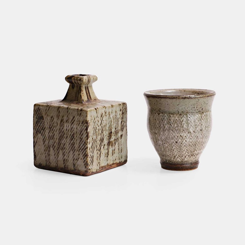 Tatsuzō Shimaoka (Japanese, 1919-2007), a tea bowl and square vase, (1 of 3)
