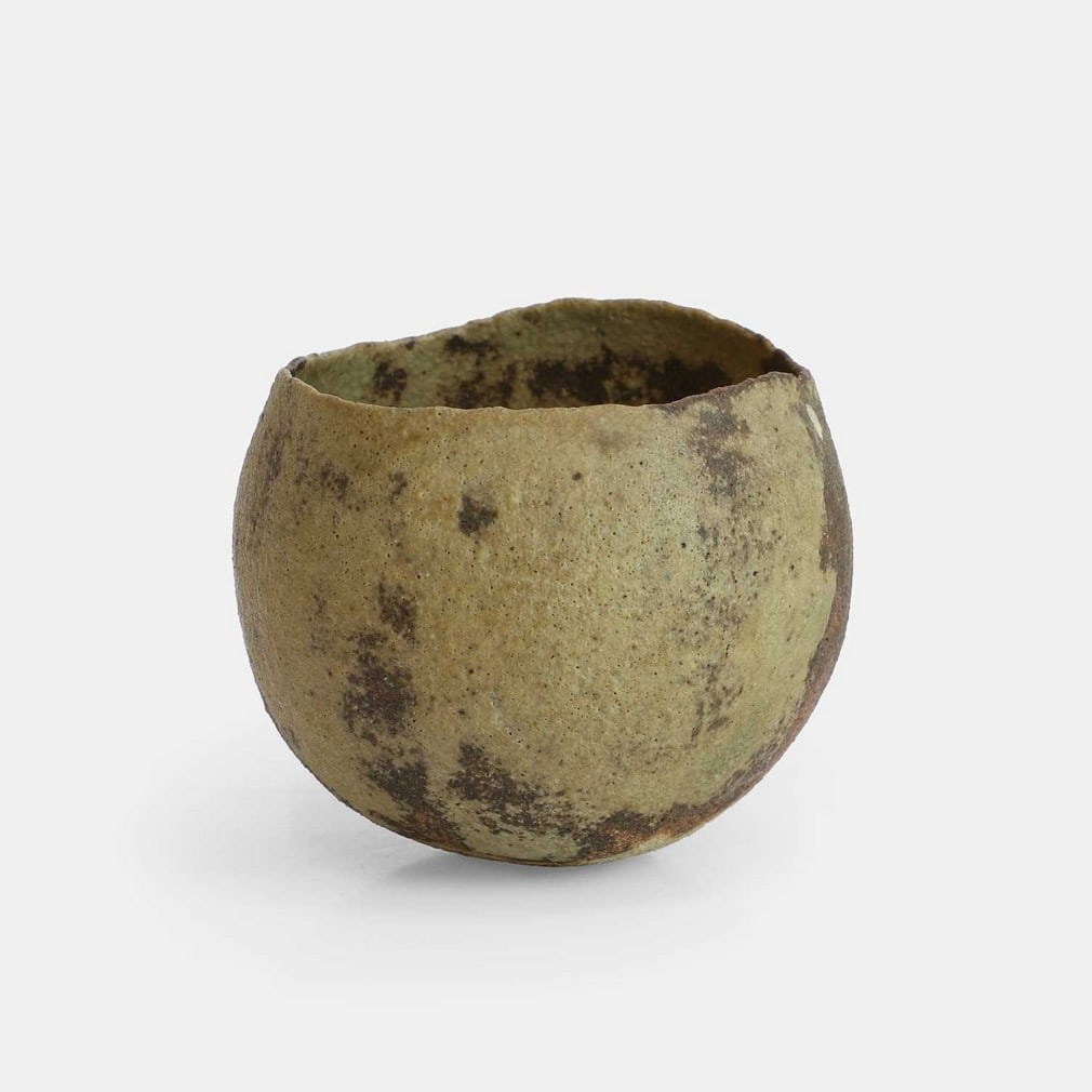 ▲ Ewen Henderson (British, 1934-2000) an early bowl, (1 of 2)