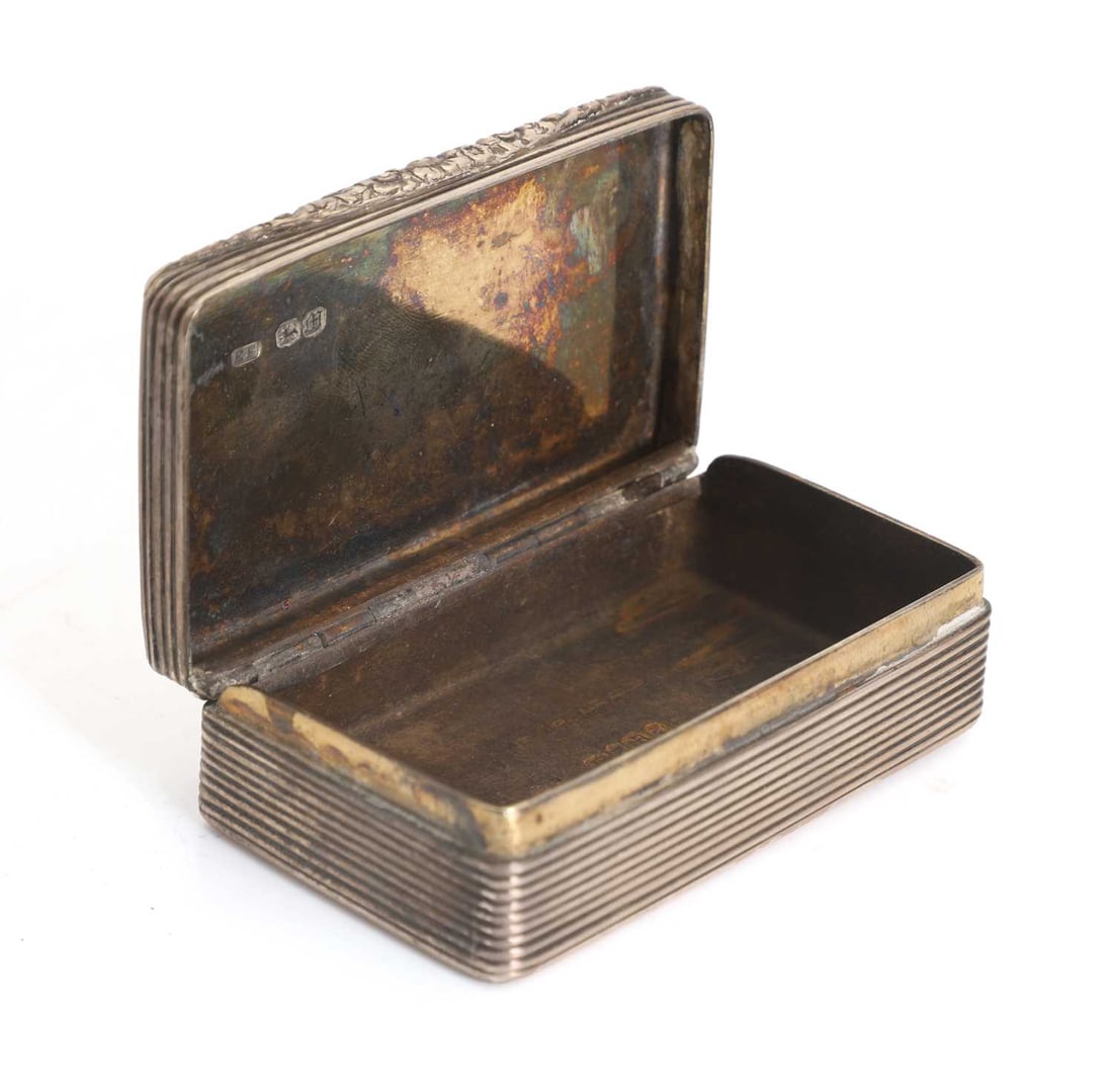 A Victorian silver snuff box, - 2