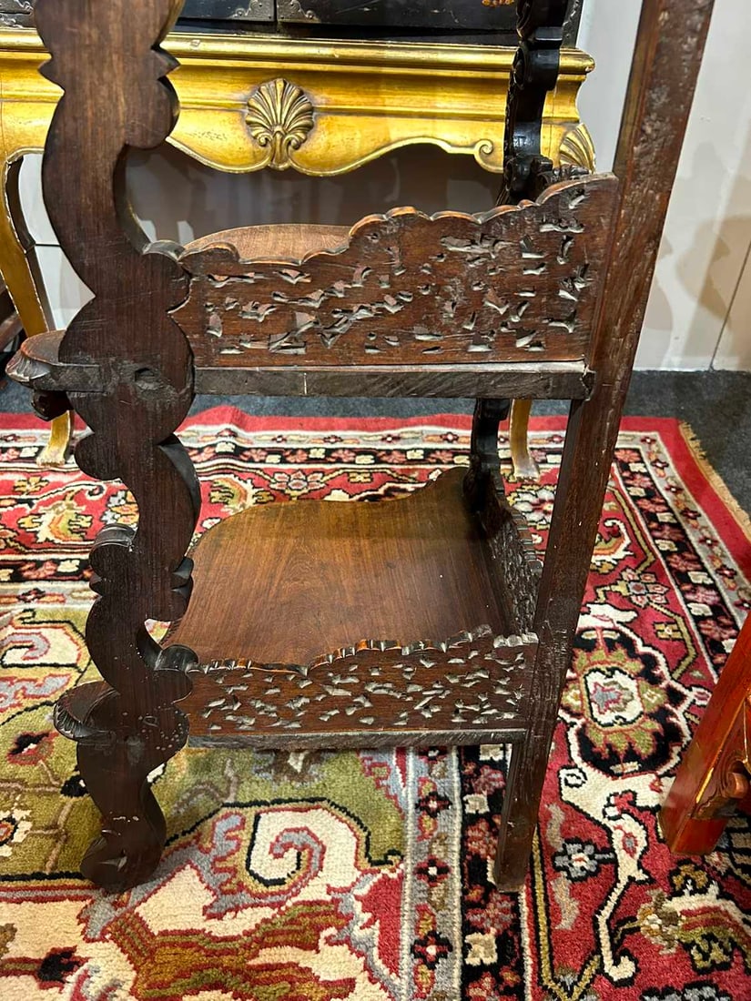 An Anglo-Indian hardwood corner étagère, late 19th century, - 4