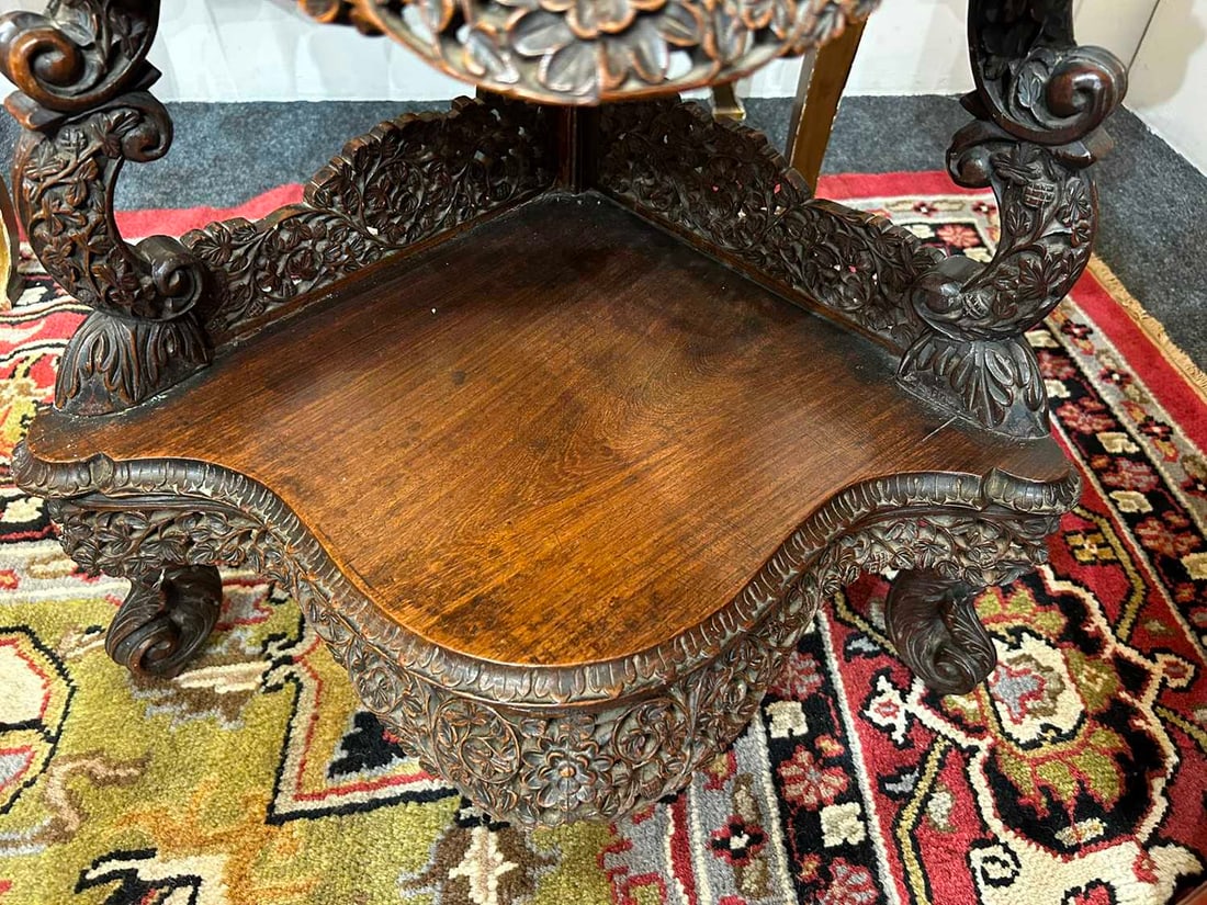 An Anglo-Indian hardwood corner étagère, late 19th century, - 7