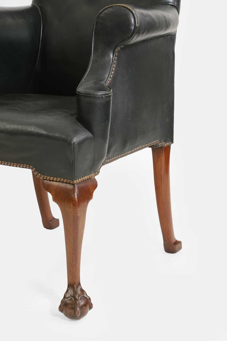 A mahogany and leather armchair in the George II taste, early 20th century, - 2