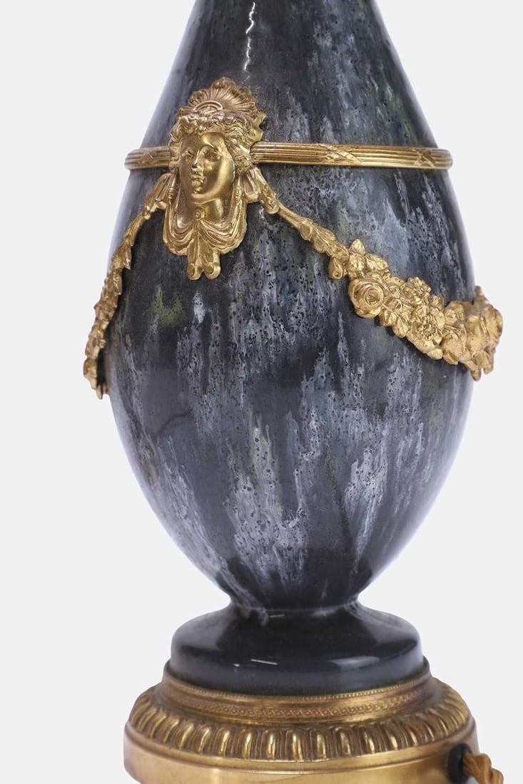 A pair of Louis XVI-style ceramic and gilt-metal-mounted table lamps, 20th century, - 3