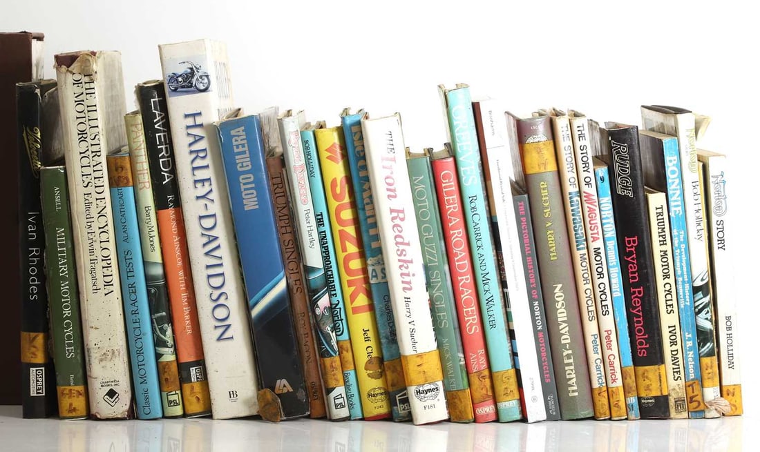 A large quantity of Motorcycle related books, 20th century and later, - 2