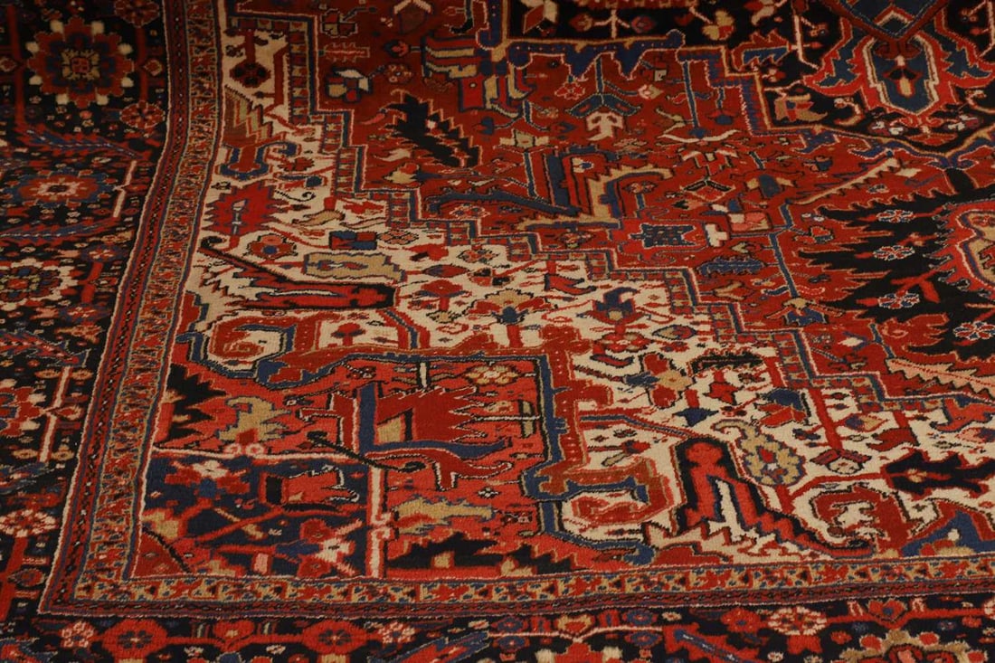 A Persian Heriz wool carpet, second half of the 20th century, - 5