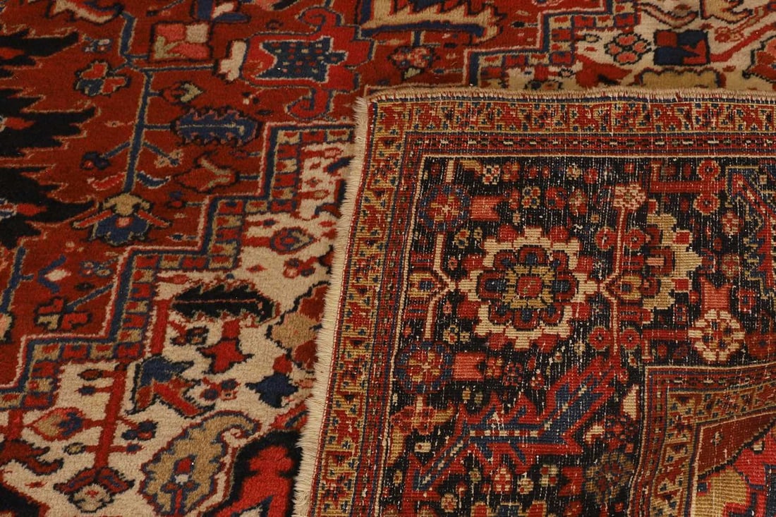 A Persian Heriz wool carpet, second half of the 20th century, - 6
