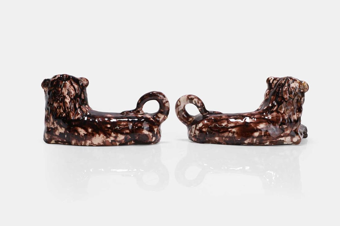 A pair of Whieldon-type pottery lions, second half of the 18th century, - 3
