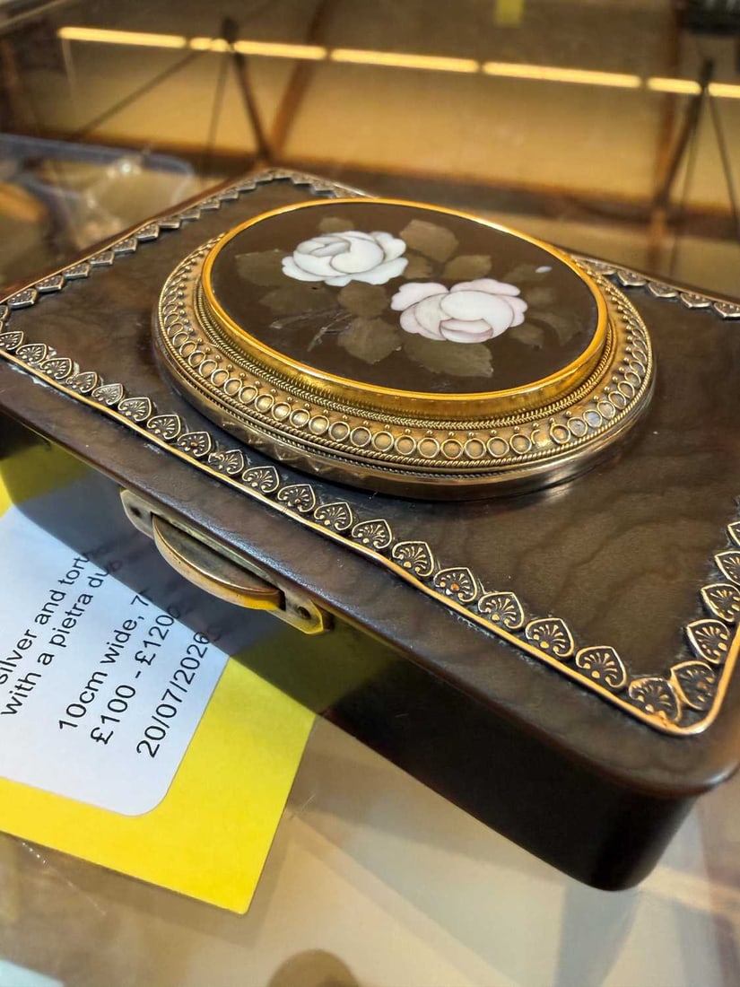 A silver and tortoiseshell box, - 7