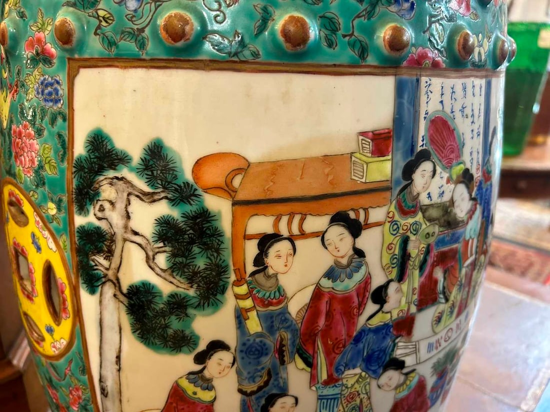 A famille rose porcelain garden seat, 19th century, Chinese, - 10