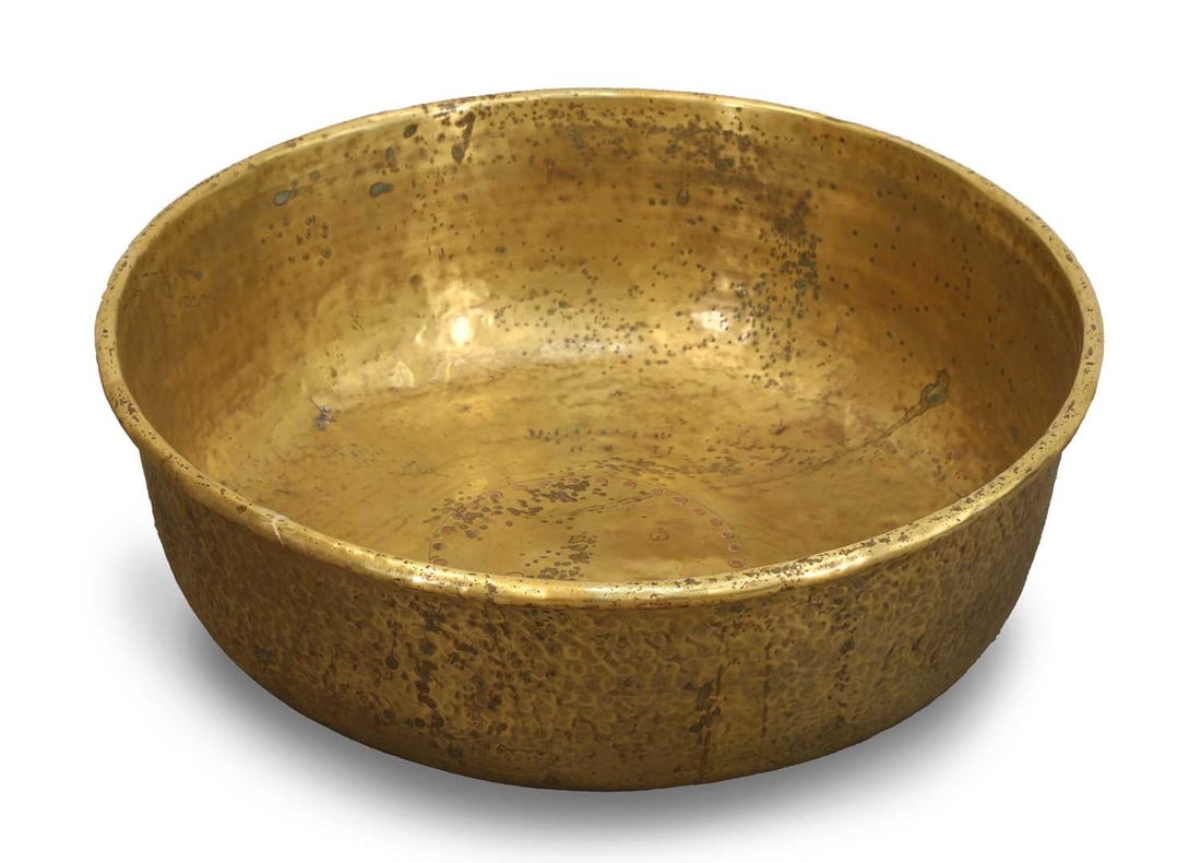 Hammered brass log bin, early 20th century, - 2