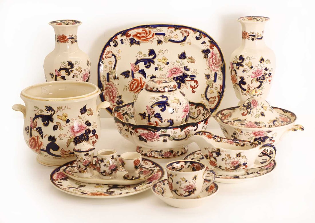 A Masons Ironstone porcelain dinner service, early 20th century, (1 of 13)