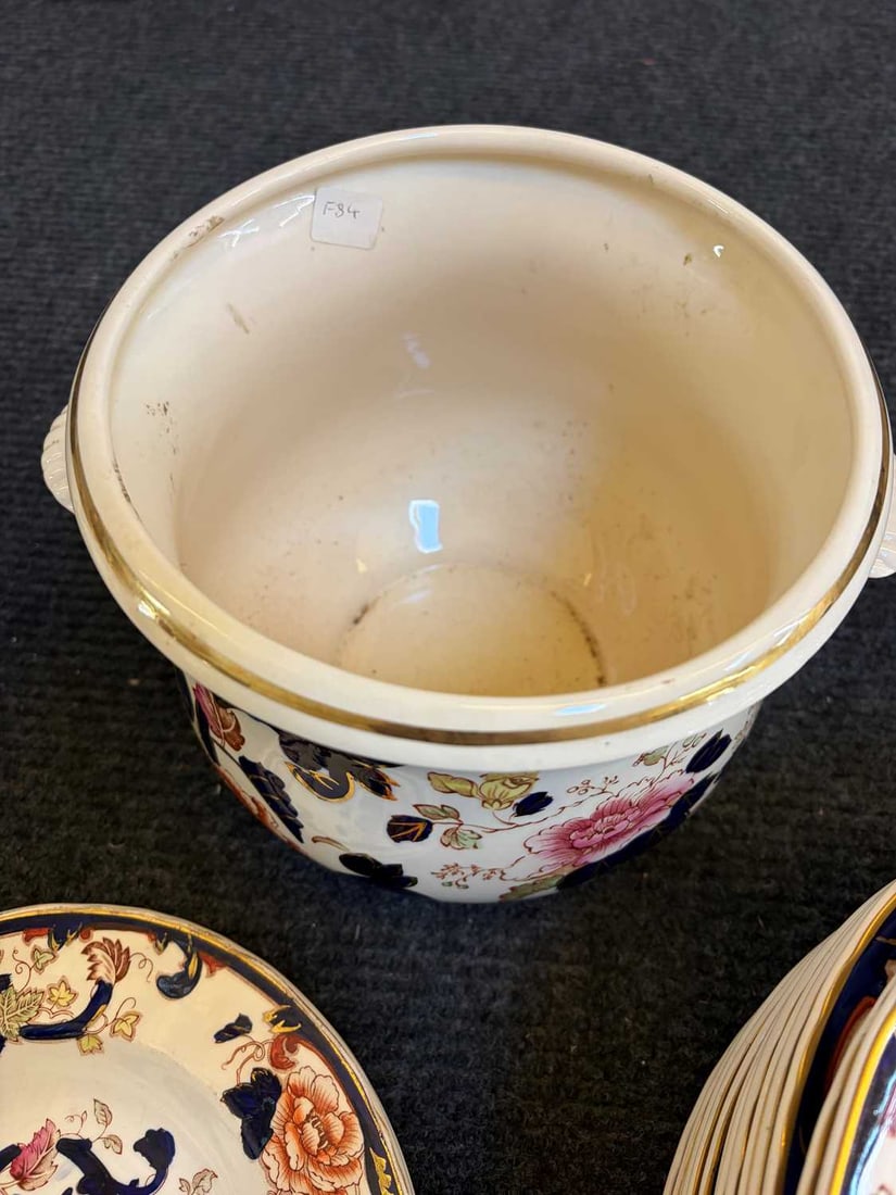 A Masons Ironstone porcelain dinner service, early 20th century, - 8