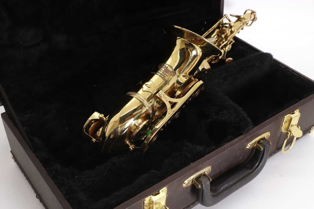 An El Rharl Alto saxophone, - 2