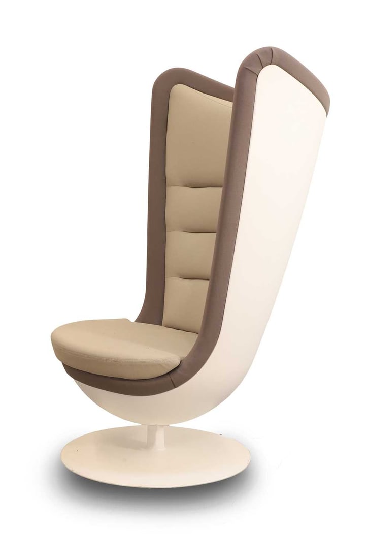 An Actiu Badminton chair, of recent manufacture - 2