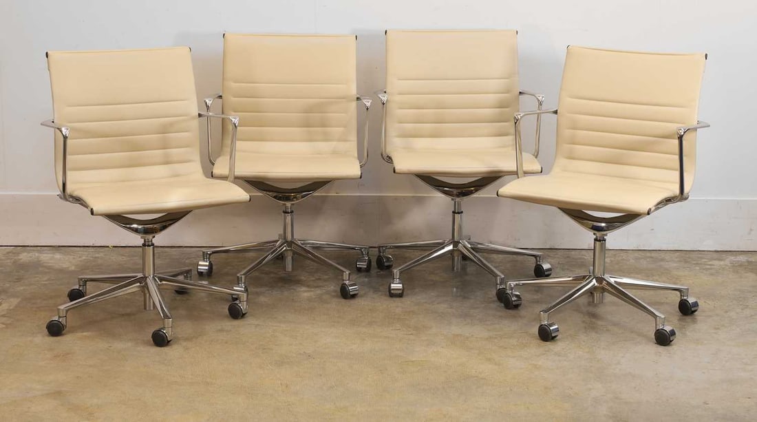 Four ICF 'Executive' cream leather office chairs, of recent manufacture, (1 of 2)