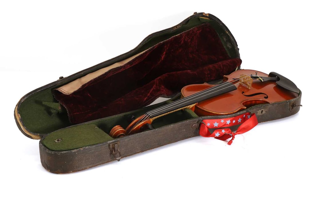 A Riccardo Genovese violin, - 3