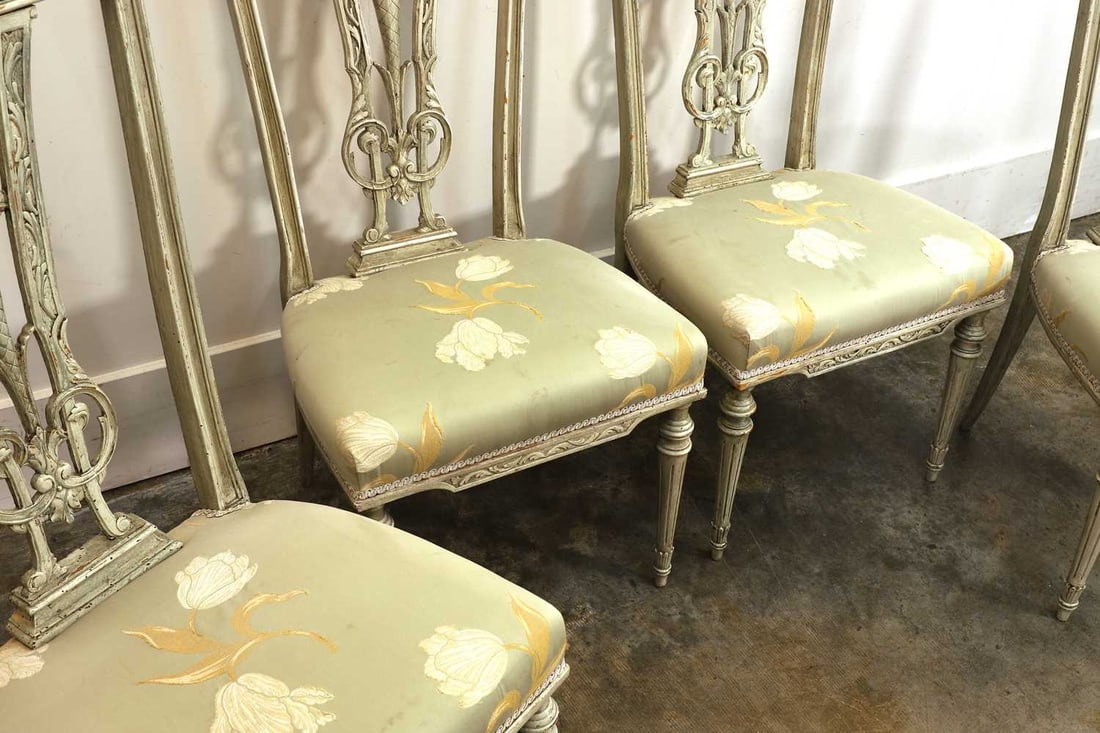 A set of four Louis XVI-style painted wooden side chairs, early 20th century, French, - 3