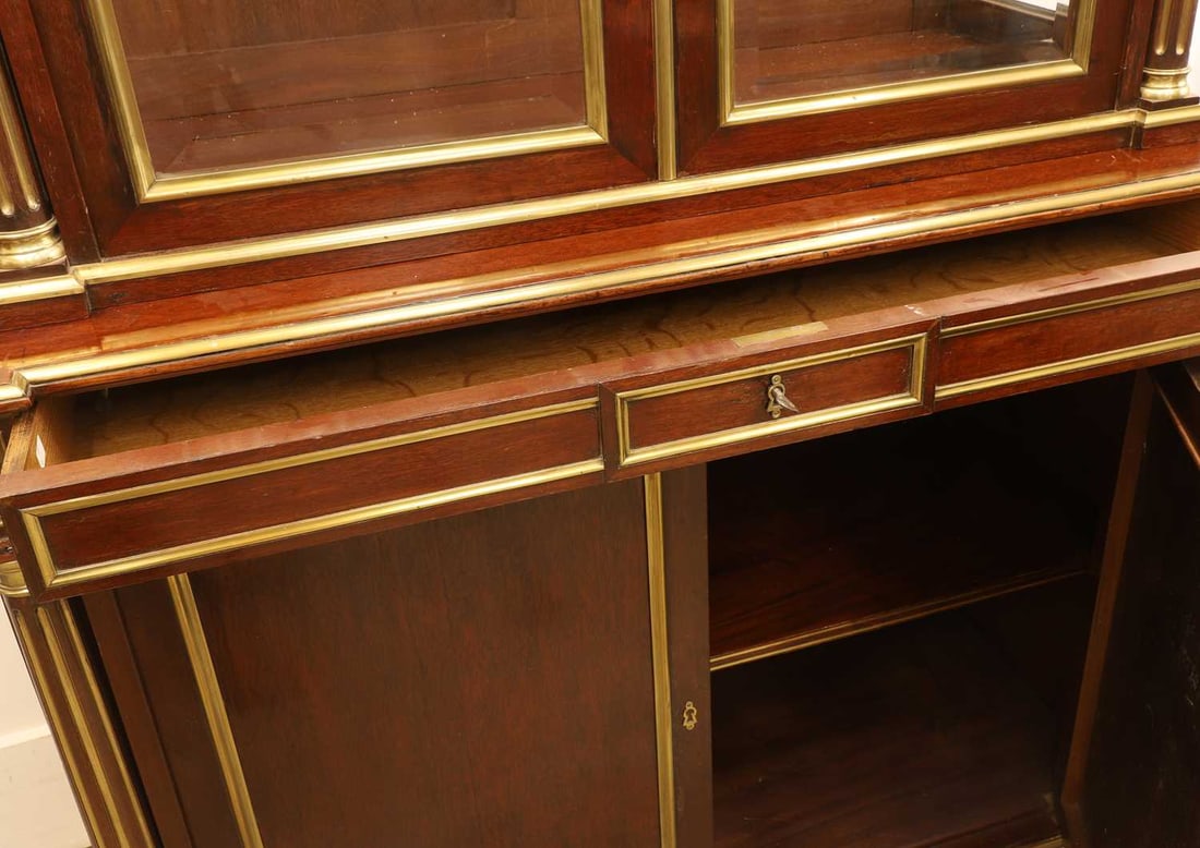 A French mahogany and parcel gilt display cabinet, c. 1900, - 2