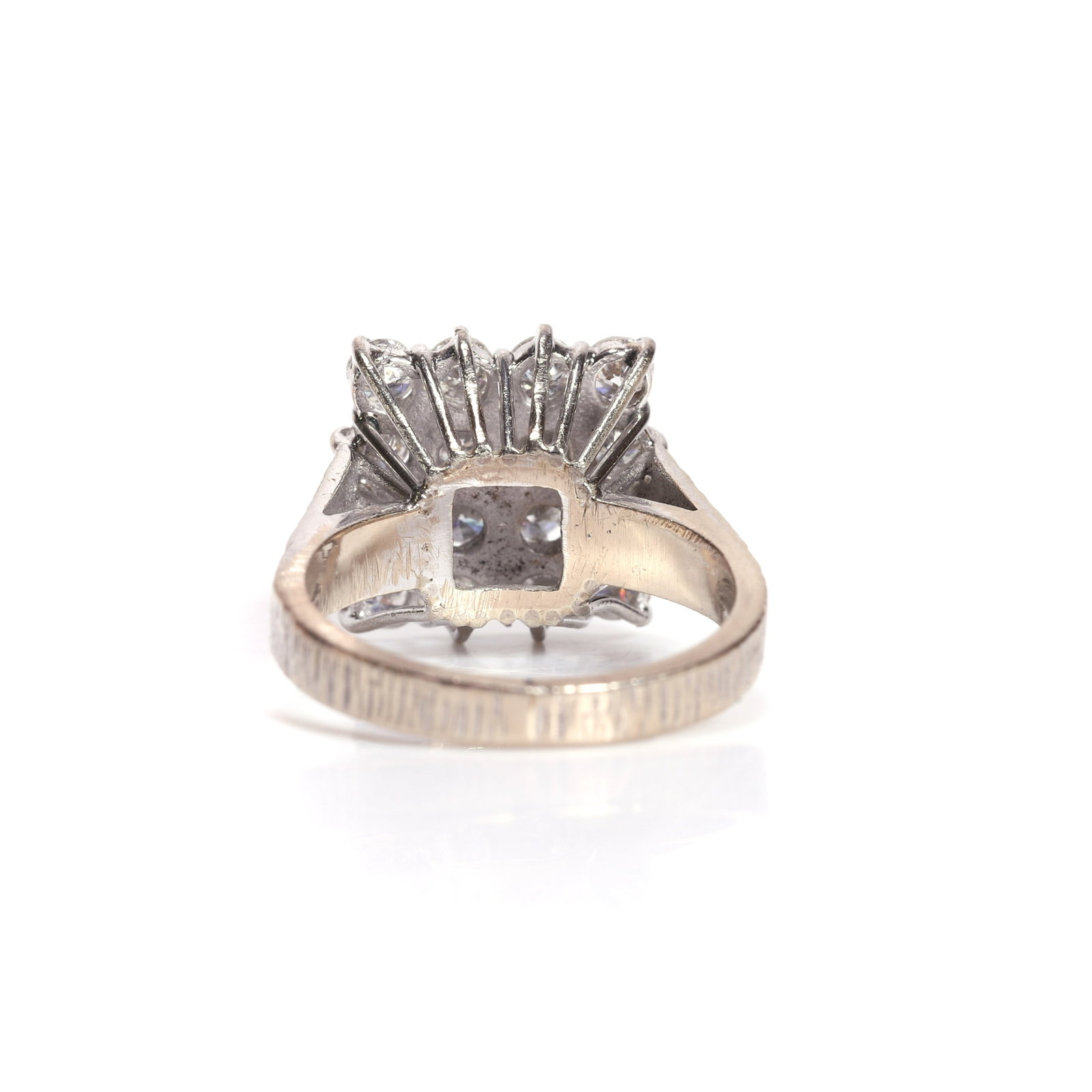 A diamond cluster ring, - 2