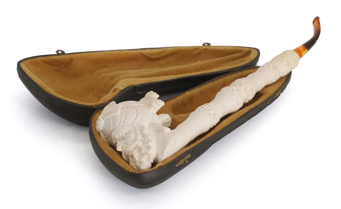 A Meerschaum pipe, 20th century, (1 of 2)