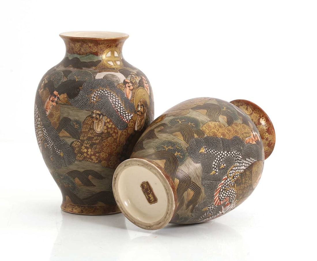 A pair of Japanese Satsuma vases, - 2
