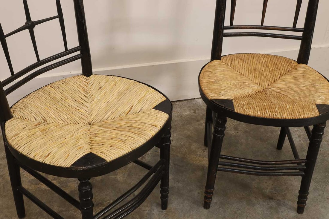 A pair of Arts & Crafts painted 'Sussex' side chairs, late 19th century, - 3