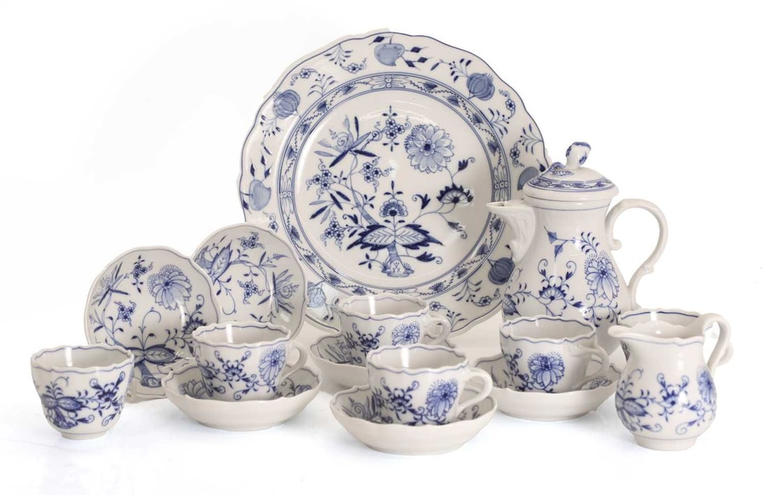 A Meissen blue onion pattern coffee service, early 20th century, (1 of 1)
