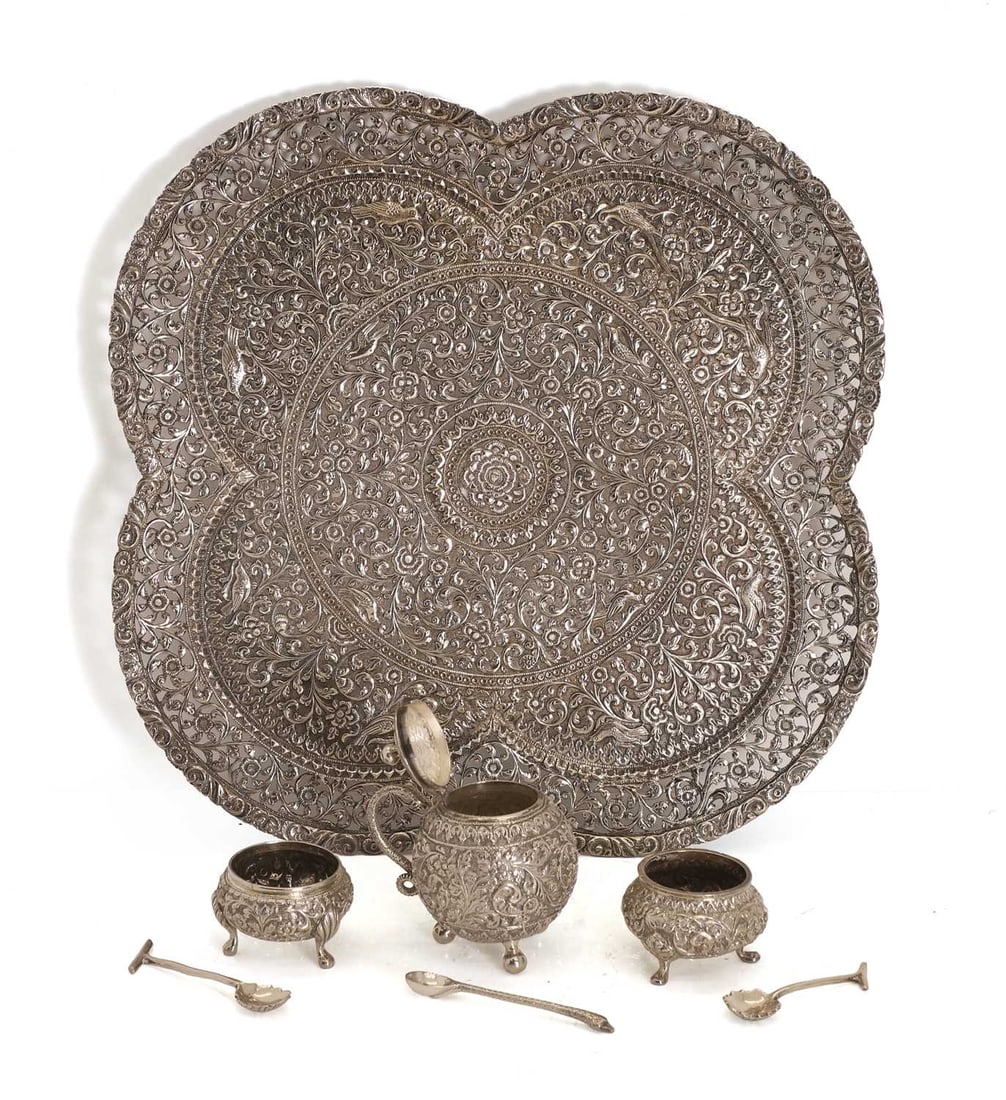 An Indian silver pierced quatrefoil shaped tray, late 19th century, Kutch, - 2