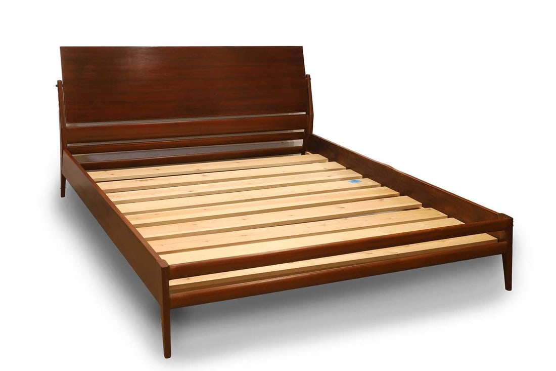 A Silvio Cavatorta teak double bed, 1950s, - 2