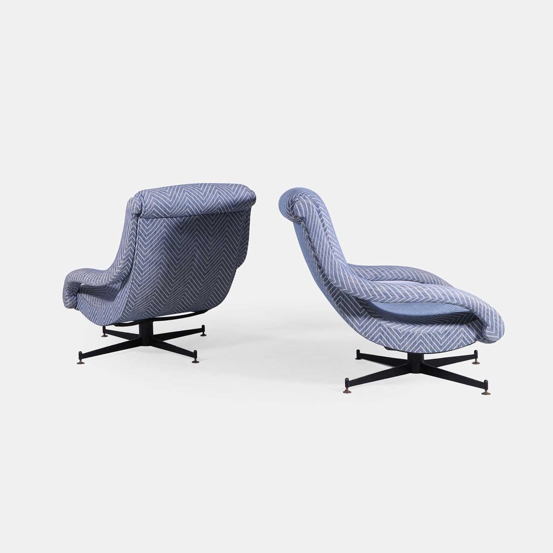 Attributed to Minotti, a pair of armchairs, - 2