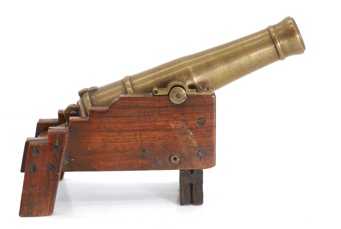 A bronze miniature signalling cannon, 19th century, - 2
