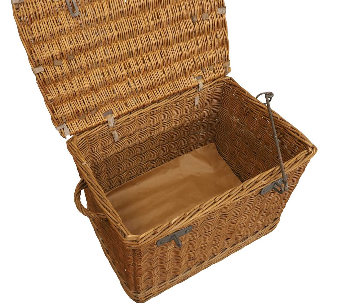 A wicker basket, 20th century, - 2