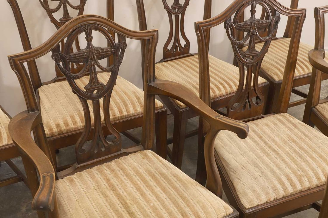 A set of six Hepplewhite mahogany dining chairs, early 20th century, - 2