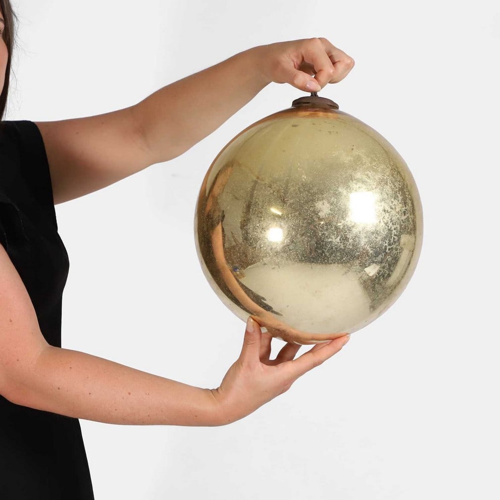A large Victorian witch's ball, (1 of 1)