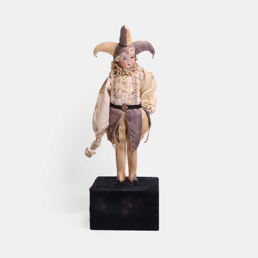 A French bisque head automaton figure, early 20th century, (1 of 2)