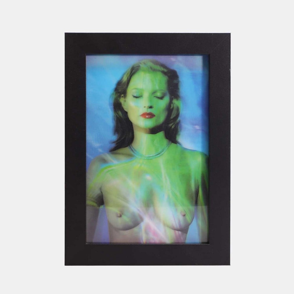 ▲ Chris Levine (Canadian-British, b.1960) 'She's Light', 2014 (1 of 2)