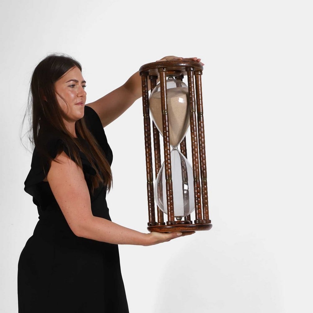 A superb four-hour hourglass, late 19th century, (1 of 4)